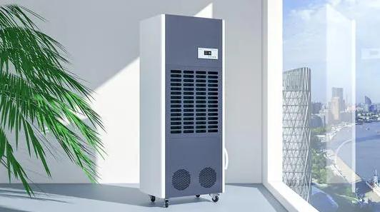 根據濕度要求不同，選用相應的除濕機